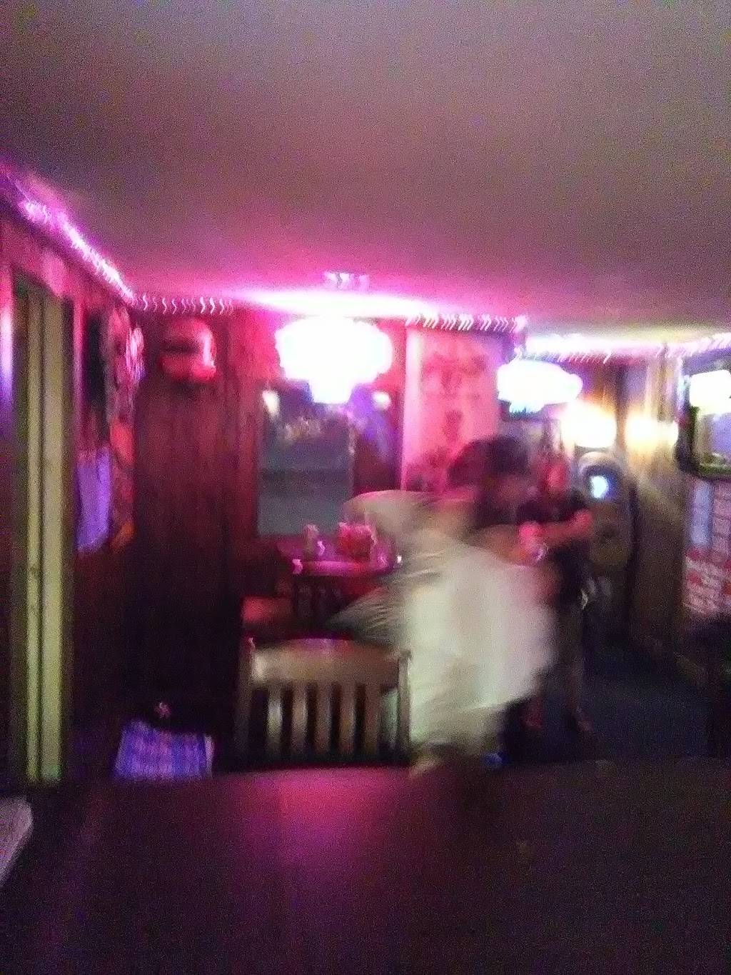 The Village Inn | restaurant | 447 N 2nd St, Hamilton, OH 45011, USA | 5138946666 OR +1 513-894-6666