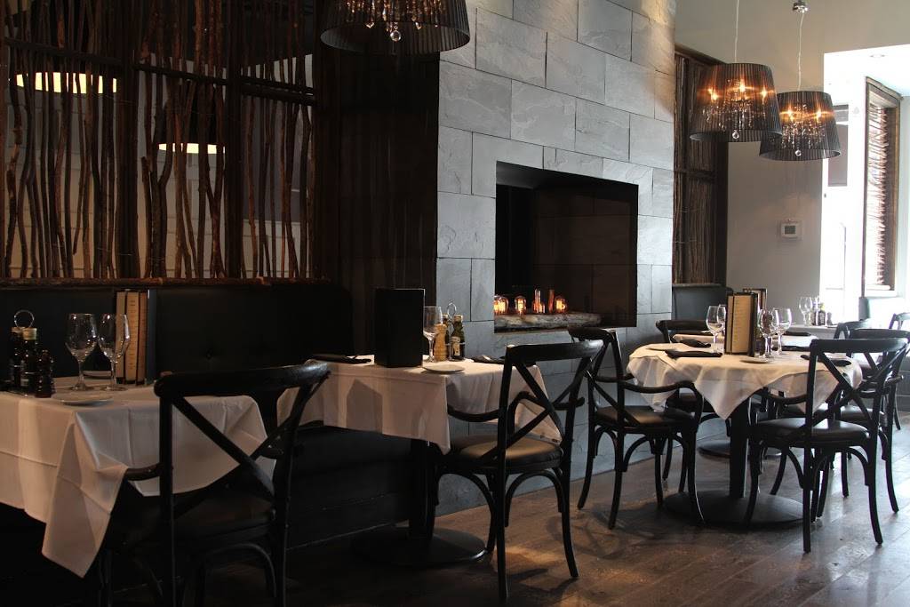 la Cucina Ristorante | restaurant | 5547 Hazeldean Rd, Stittsville, ON K2S 0P5, Canada | 6138361811 OR +1 613-836-1811