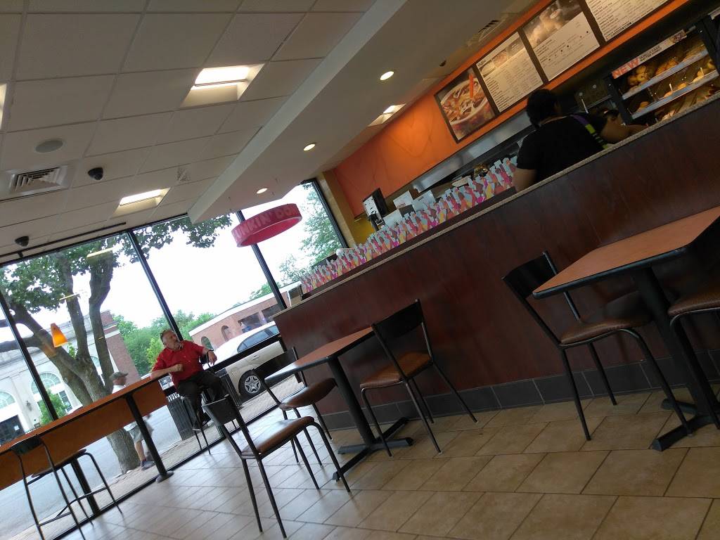 Dunkin | bakery | 1084 Main St, East Hartford, CT 06108, USA | 8602910677 OR +1 860-291-0677