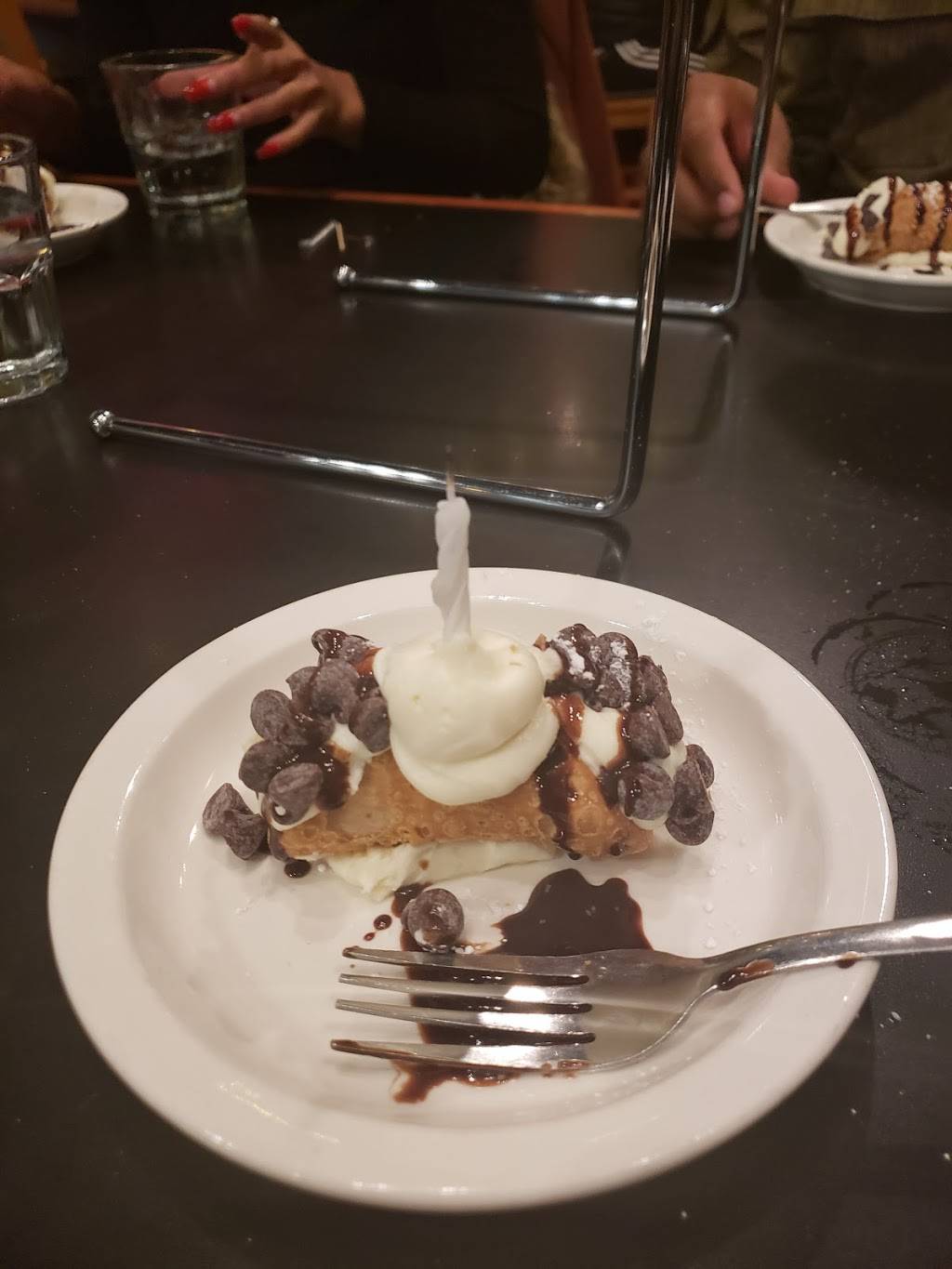 Ghiringhellis Pizzeria | restaurant | 45 Broadway, Fairfax, CA 94930, USA | 4154537472 OR +1 415-453-7472