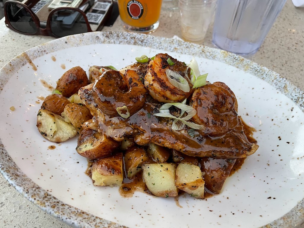 Brotulas Seafood House & Steamer | restaurant | 210D Harbor Blvd, Destin, FL 32541, USA | 8504608900 OR +1 850-460-8900