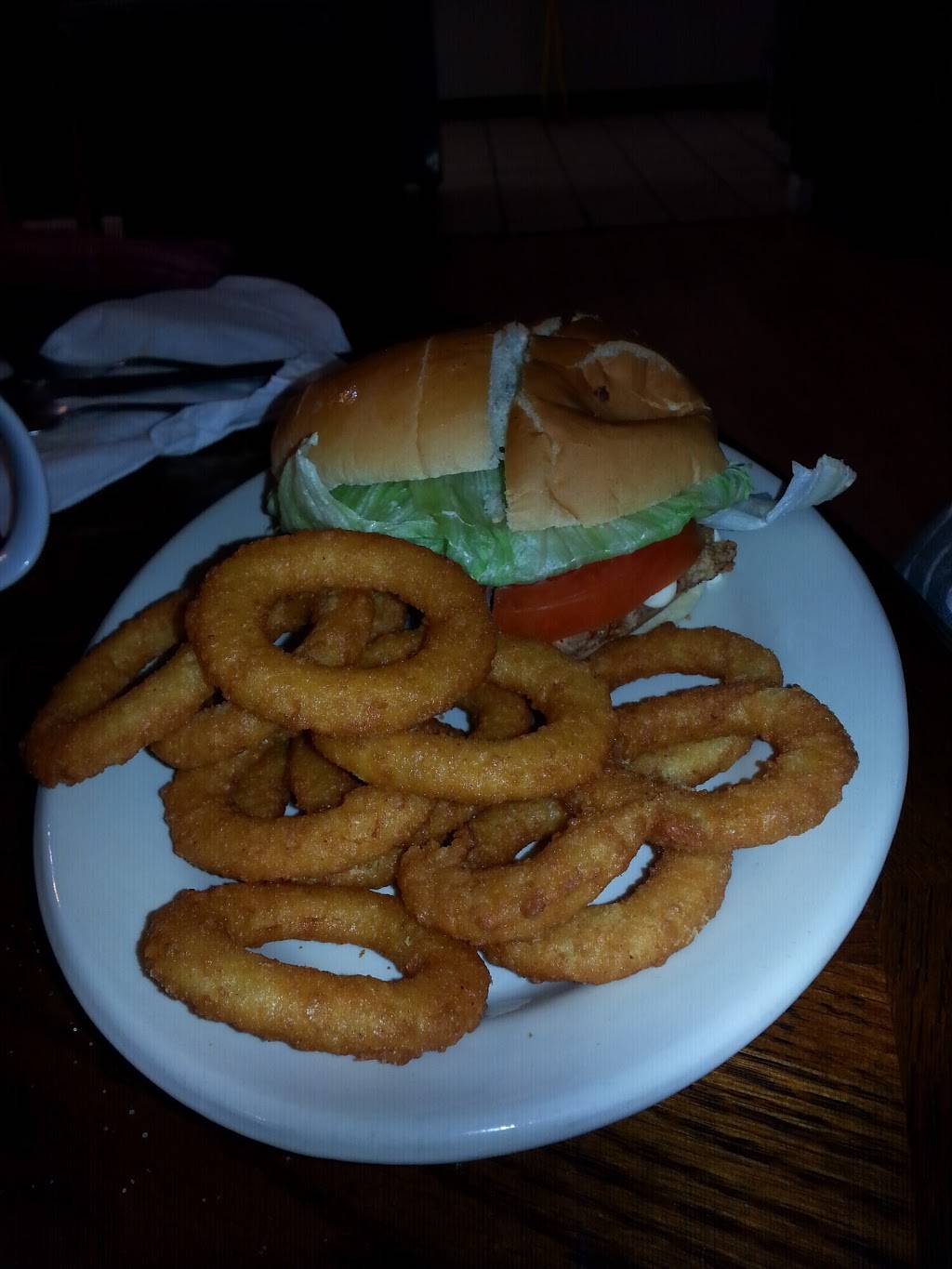 Carols Corner Stone Cafe | restaurant | 301 E Main St, Greenfield, IN 46140, USA | 3174679014 OR +1 317-467-9014