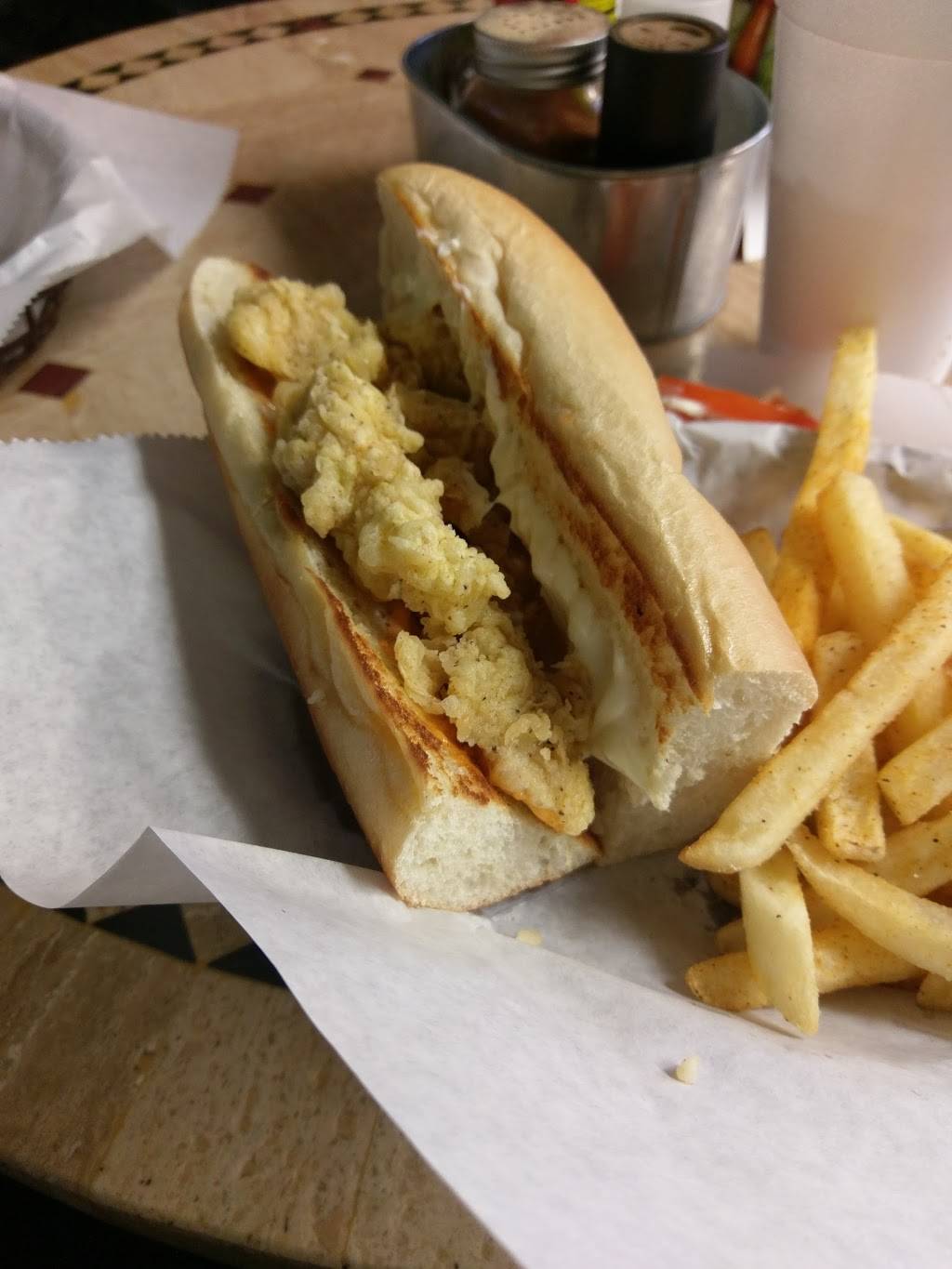 Cajuns Cafe | restaurant | 12565 National Rd SW, Etna, OH 43018, USA | 7409274414 OR +1 740-927-4414