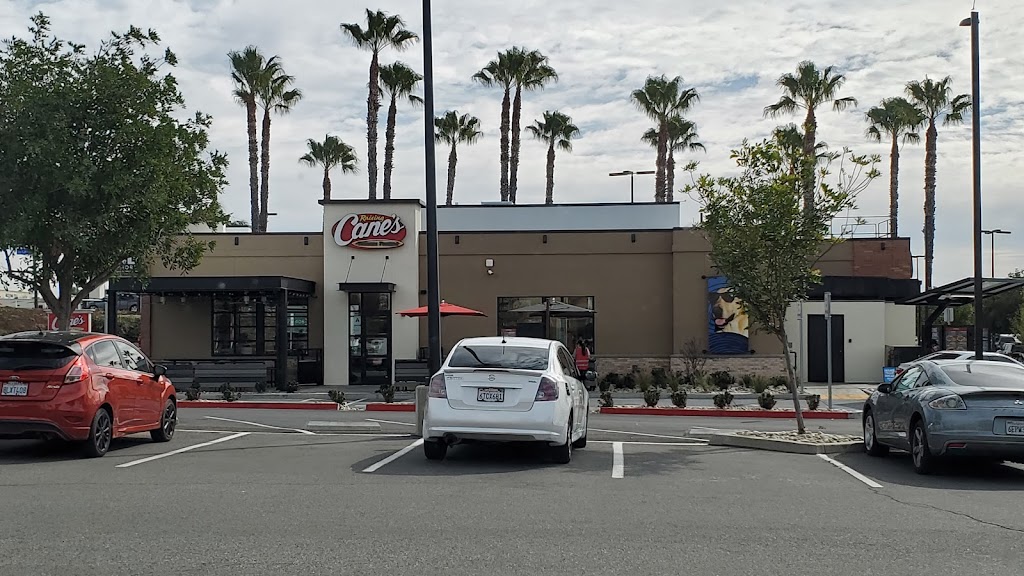 Raising Canes Chicken Fingers | restaurant | 24655 Madison Ave, Murrieta, CA 92562, USA | 9518947732 OR +1 951-894-7732