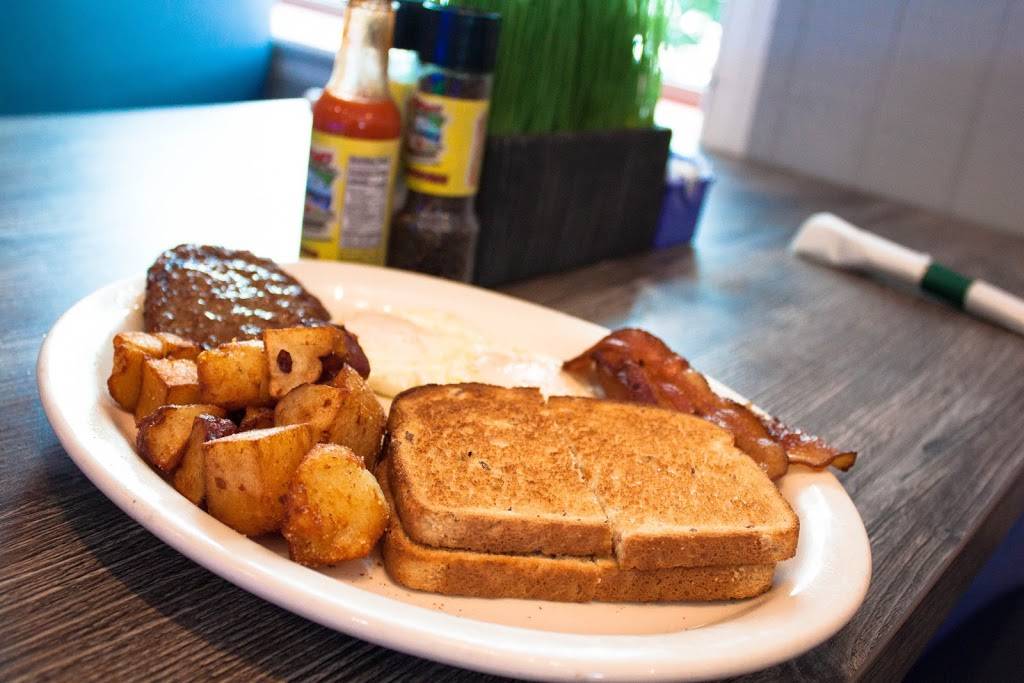 Mulligans Beach House | restaurant | 2551 N Ocean Ave, Riviera Beach, FL 33404, USA | 5616295442 OR +1 561-629-5442