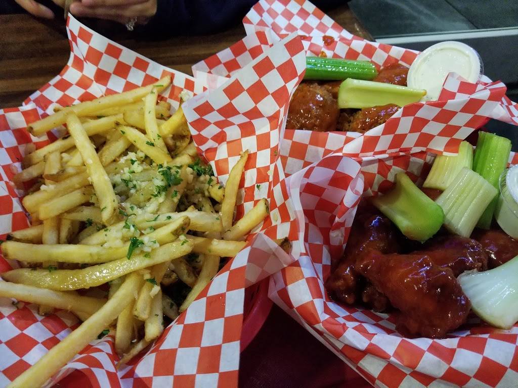 SmokeEaters Hot Wings | restaurant | 3175 Mission College Blvd, Santa Clara, CA 95054, USA | 4089703300 OR +1 408-970-3300