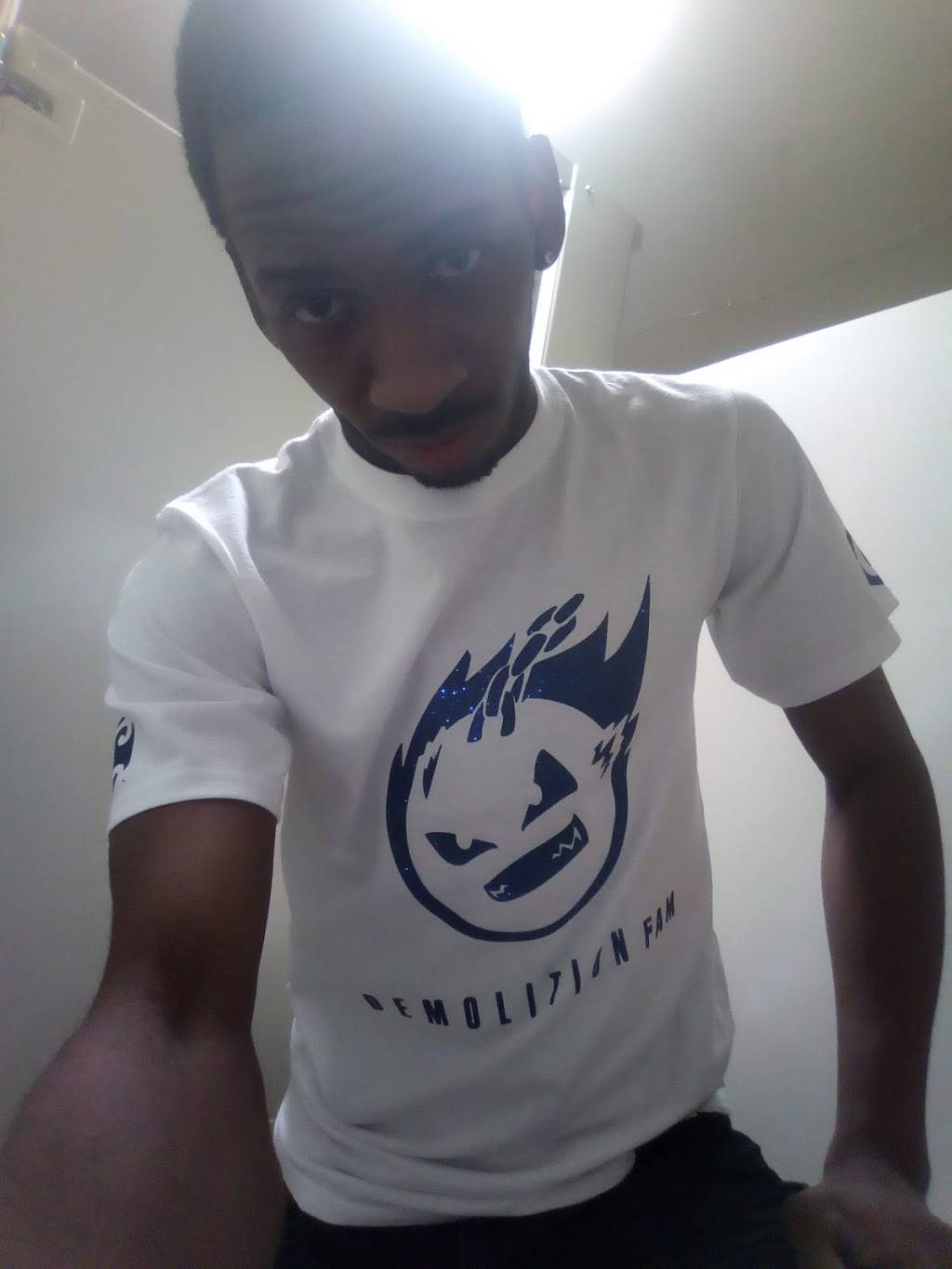 Deluxe Restaurant And Lounge | restaurant | 122 Millwick Dr, North York, ON M9L 1Y6, Canada | 4163581460 OR +1 416-358-1460