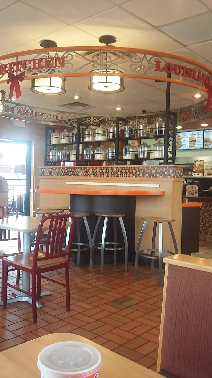 Popeyes Louisiana Kitchen | restaurant | 774 Tunica Dr E, Marksville, LA 71351, USA | 3182535499 OR +1 318-253-5499