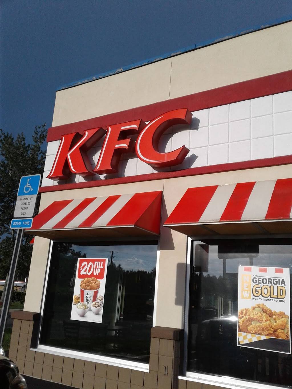 KFC | restaurant | 76106 Sidney Pl, Yulee, FL 32097, USA | 9042258643 OR +1 904-225-8643
