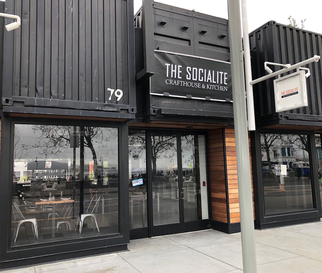 The Socialite Crafthouse & Kitchen | restaurant | 77 Jefferson St, San Francisco, CA 94133, USA | 4156553856 OR +1 415-655-3856