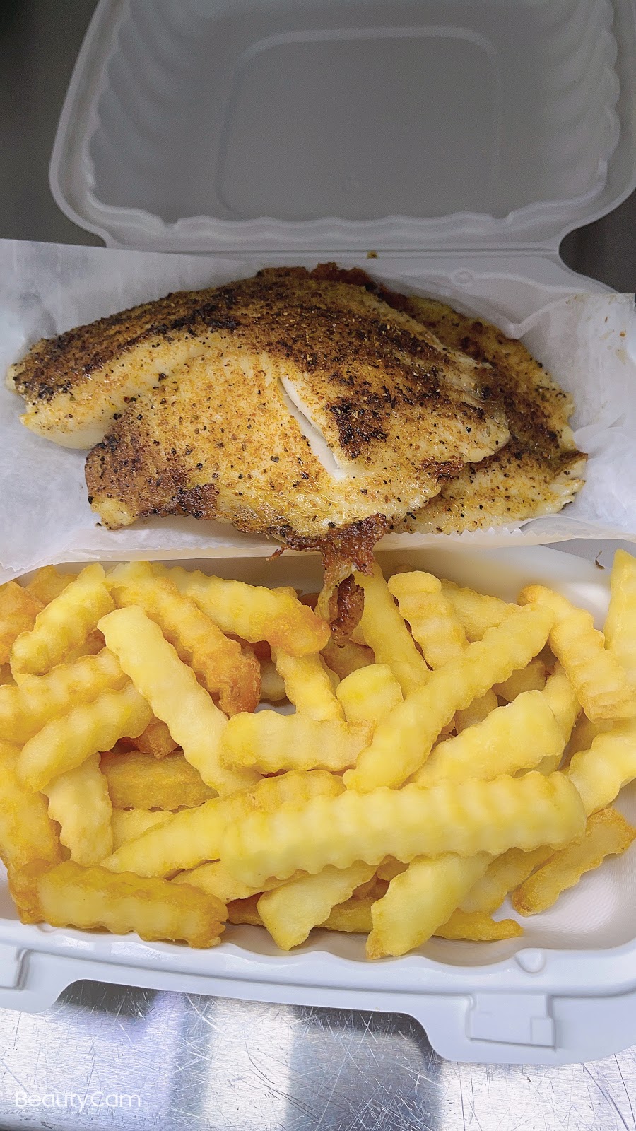 JK Wing & Fish | restaurant | 107-50 Queens Blvd, Queens, NY 11375, USA | 7188802188 OR +1 718-880-2188