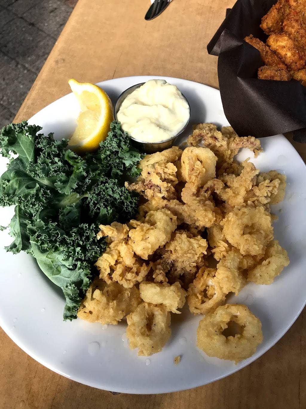 Taproom260 | restaurant | 260 Centrum Blvd, Orléans, ON K1E 3P4, Canada | 6134242260 OR +1 613-424-2260