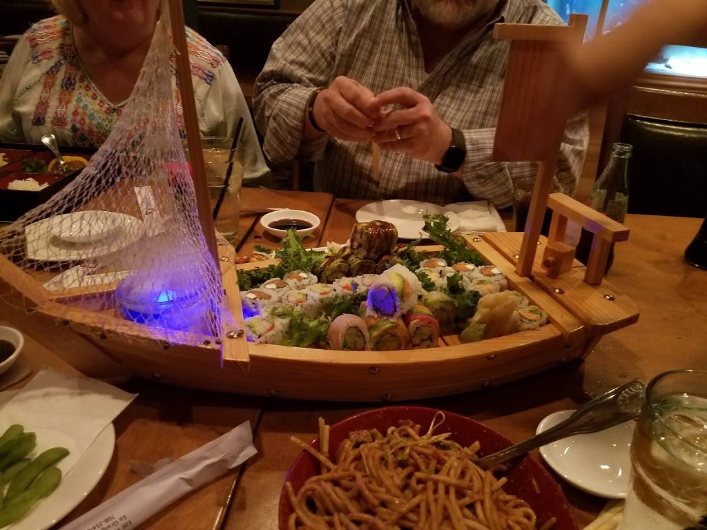 Sushi Ukai | restaurant | W, 120B Calendar Avenue, La Grange, IL 60525, USA | 7083548899 OR +1 708-354-8899