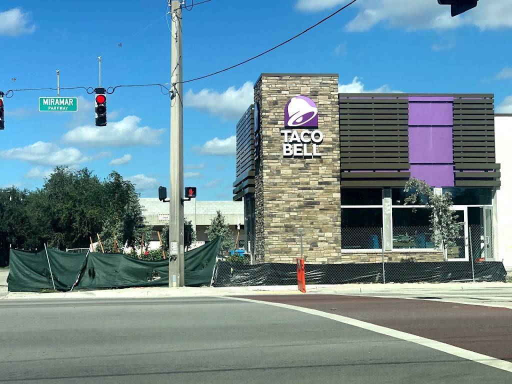Taco Bell | meal takeaway | 6961 Miramar Pkwy, Miramar, FL 33023, USA | 7542022953 OR +1 754-202-2953