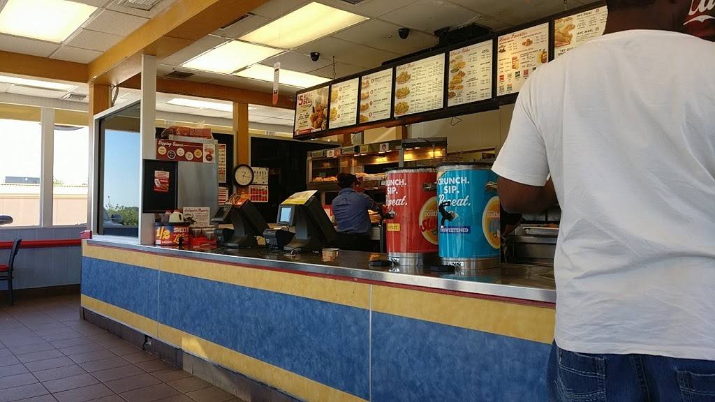 Churchs Chicken | restaurant | 3344 Lackland Rd, Fort Worth, TX 76116, USA | 8177326091 OR +1 817-732-6091