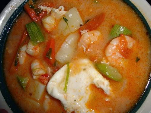 DAISYS GRILL RESTAURANT | restaurant | 8503 Oxon Hill Rd, Fort Washington, MD 20744, USA | 3016861616 OR +1 301-686-1616