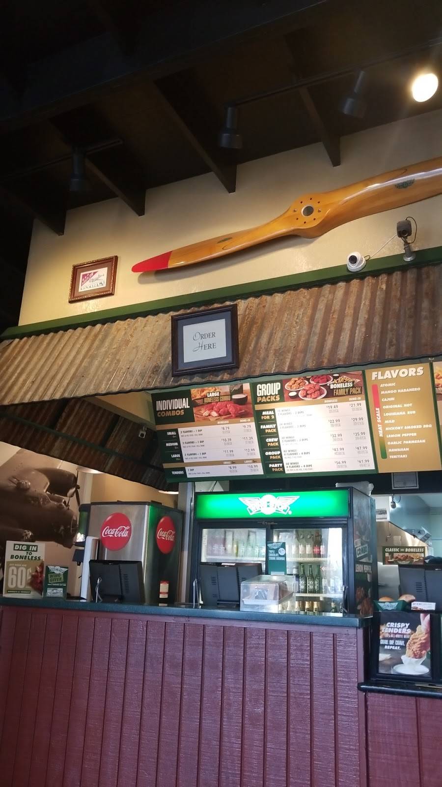 Wingstop | restaurant | 7332 Antoine Dr, Houston, TX 77088, USA | 2818205000 OR +1 281-820-5000