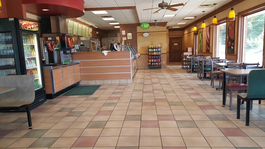 Subway | restaurant | 107 W Kingston Springs Rd, Kingston Springs, TN 37082, USA | 6159529690 OR +1 615-952-9690