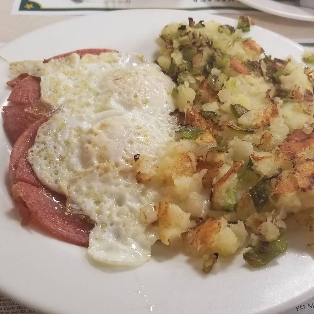 Bus Stop Diner | restaurant | 793 Roosevelt Ave, Carteret, NJ 07008, USA | 7325411110 OR +1 732-541-1110