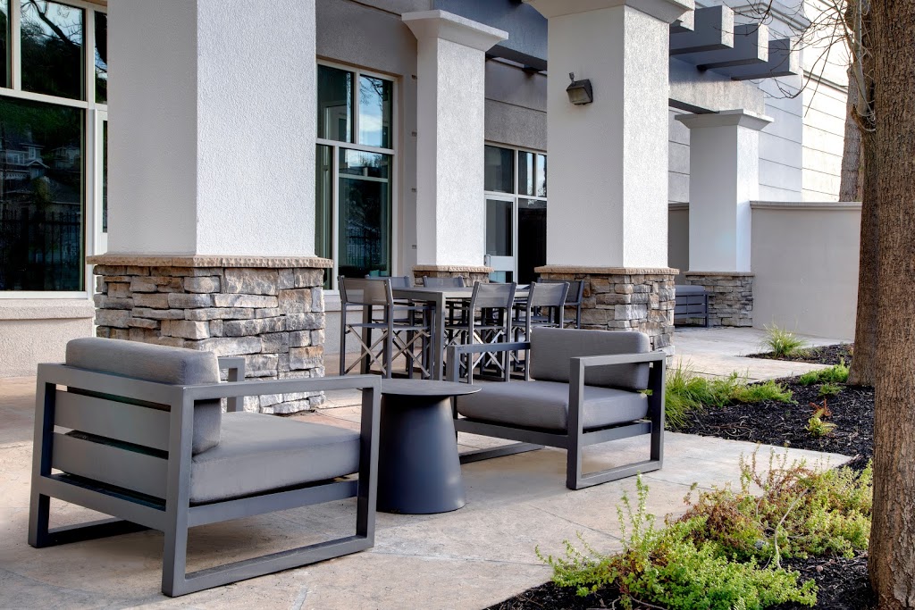 Red Oak Craft Bar and Rotisserie | restaurant | 101 McInnis Pkwy, San Rafael, CA 94903, USA | 4154995931 OR +1 415-499-5931