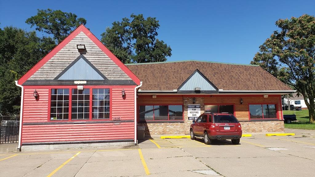 Cuatlatls Family kitchen | restaurant | 1516 Camanche Ave, Clinton, IA 52732, USA | 5632420439 OR +1 563-242-0439