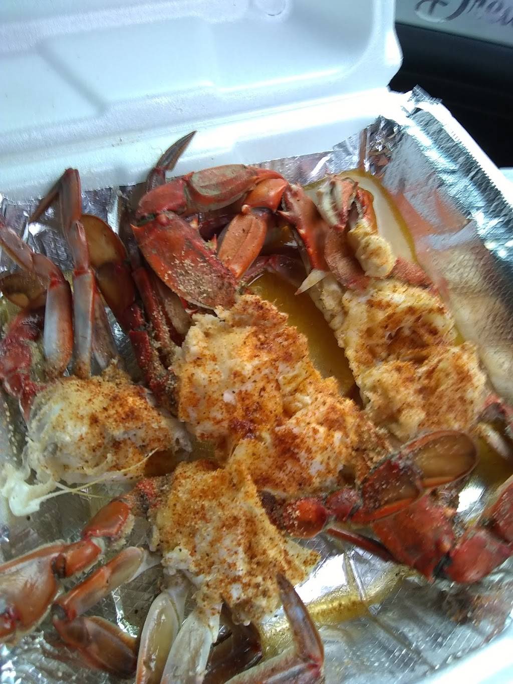 T N Crab Shack | restaurant | 2120 E Sligh Ave, Tampa, FL 33610, USA | 8132372488 OR +1 813-237-2488