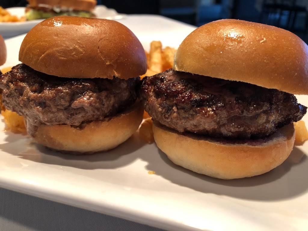 Jessies on the Water | restaurant | 92 New St, Oceanside, NY 11572, USA | 5166081380 OR +1 516-608-1380