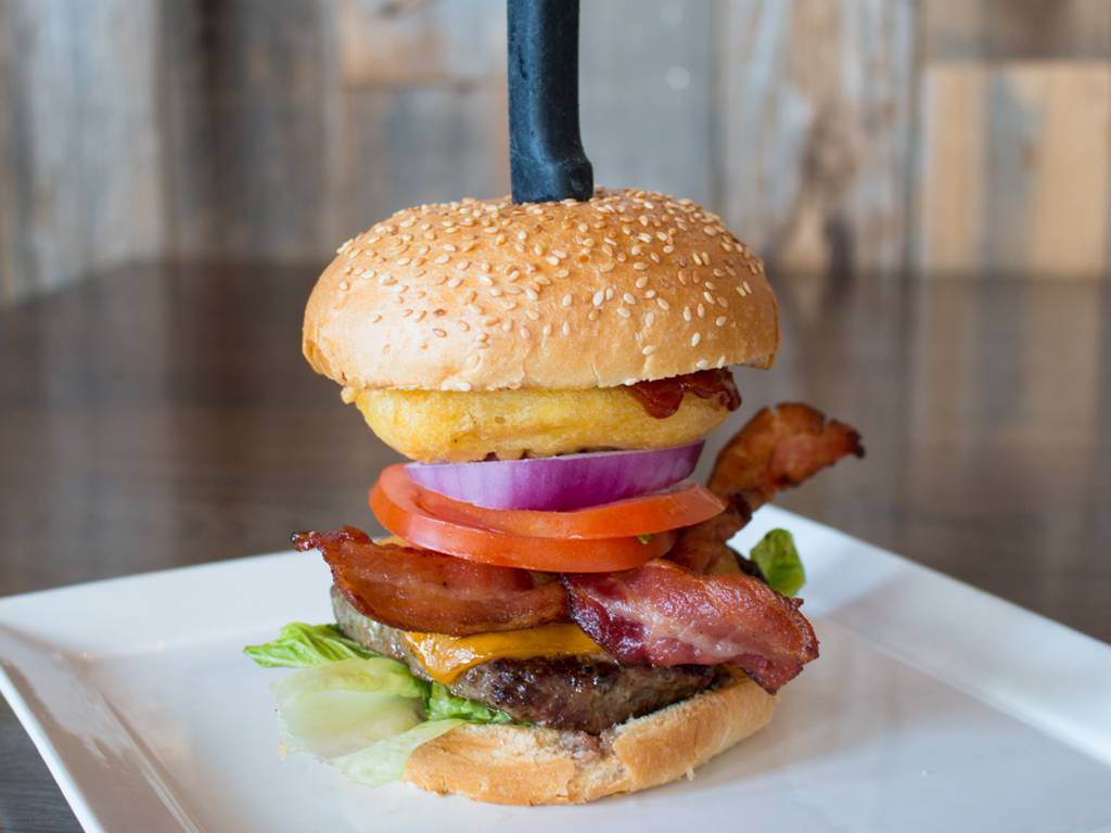 Tinhorn Flats Saloon & Grill | restaurant | 2623 W Magnolia Blvd, Burbank, CA 91505, USA | 8185672470 OR +1 818-567-2470