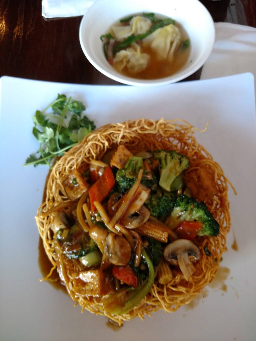 PHO TOWN | restaurant | 1800 McFarland Blvd E #420, Tuscaloosa, AL 35401, USA | 2052487663 OR +1 205-248-7663