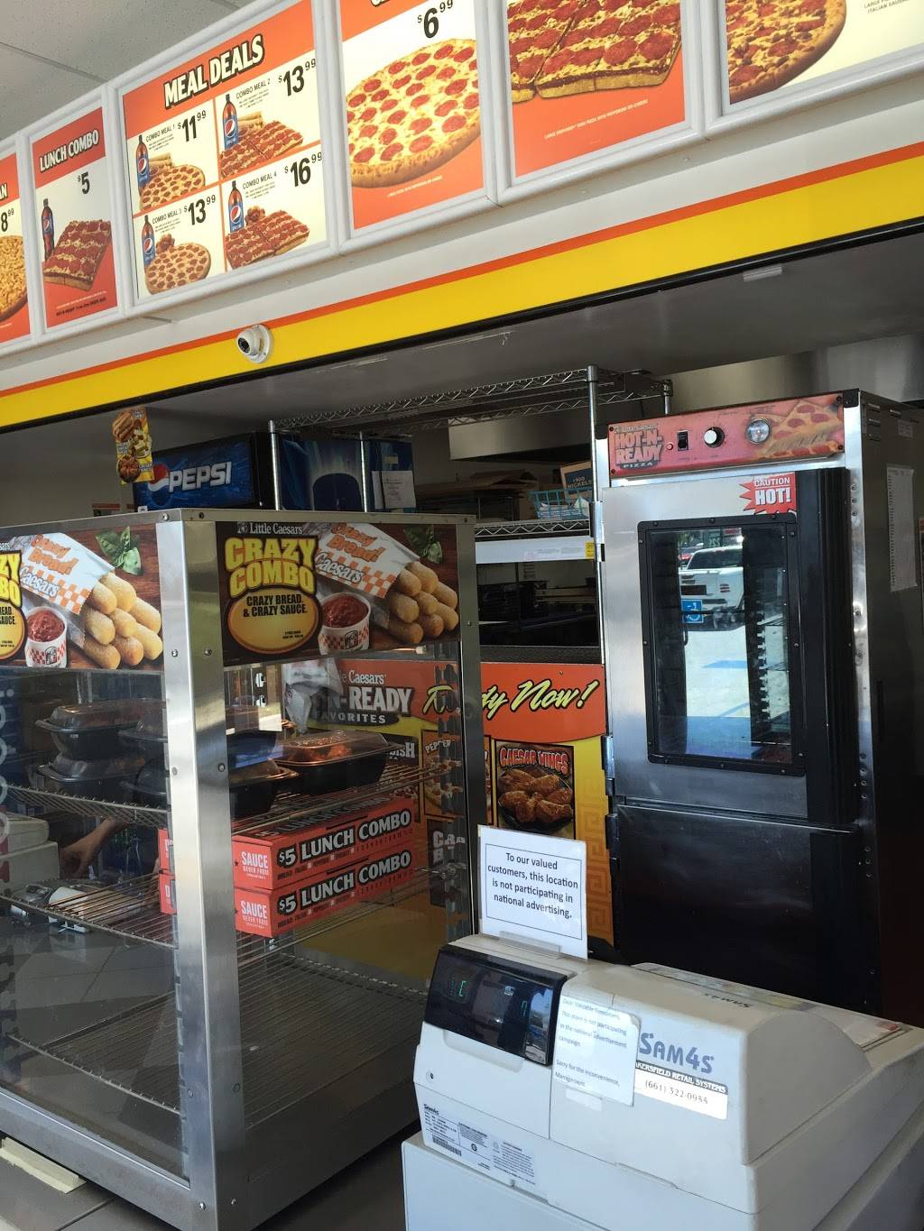 Little Caesars Pizza | meal takeaway | 700 Airport Dr, Bakersfield, CA 93308, USA | 6613994444 OR +1 661-399-4444