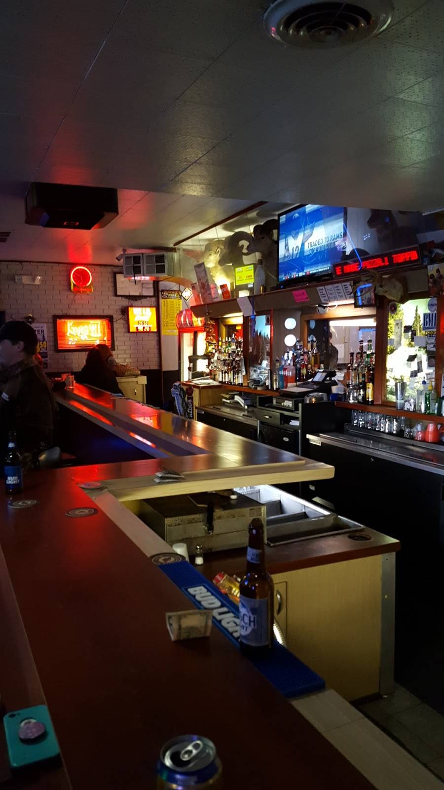 Harolds Bar | restaurant | 1318 E Main St #3763, Albert Lea, MN 56007, USA | 5073730965 OR +1 507-373-0965