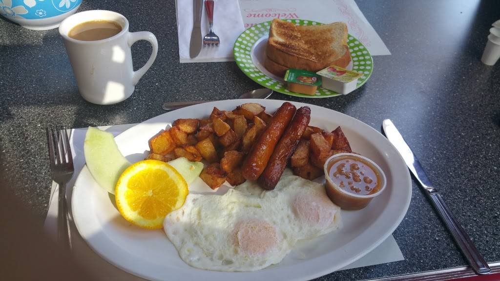 La Belle Province | restaurant | 273 Boulevard Cartier O, Laval, QC H7N 2H9, Canada | 4506690333 OR +1 450-669-0333