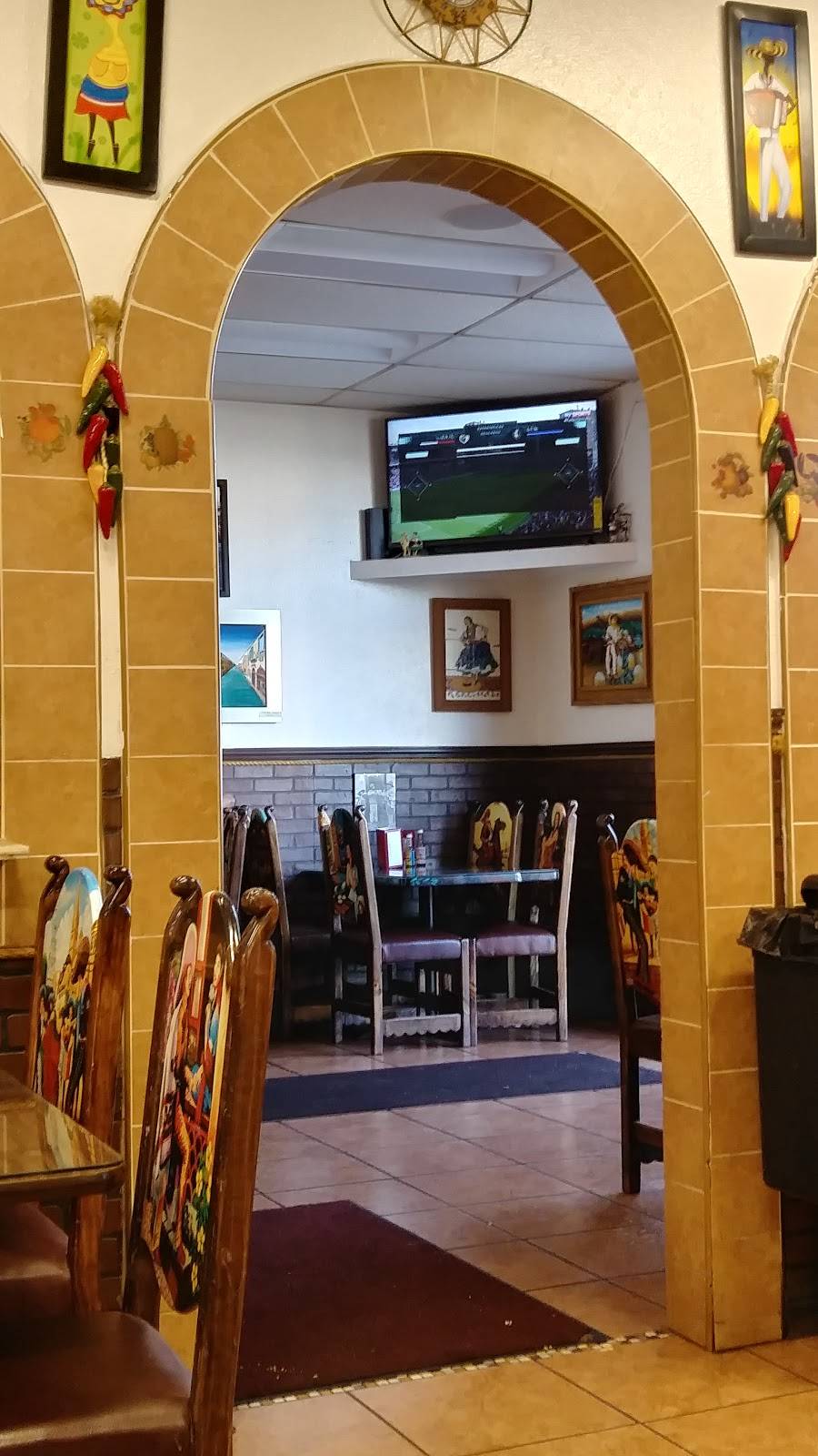 Taqueria El Tapatio | restaurant | 22806 Victory Blvd, Woodland Hills, CA 91367, USA | 8188836142 OR +1 818-883-6142