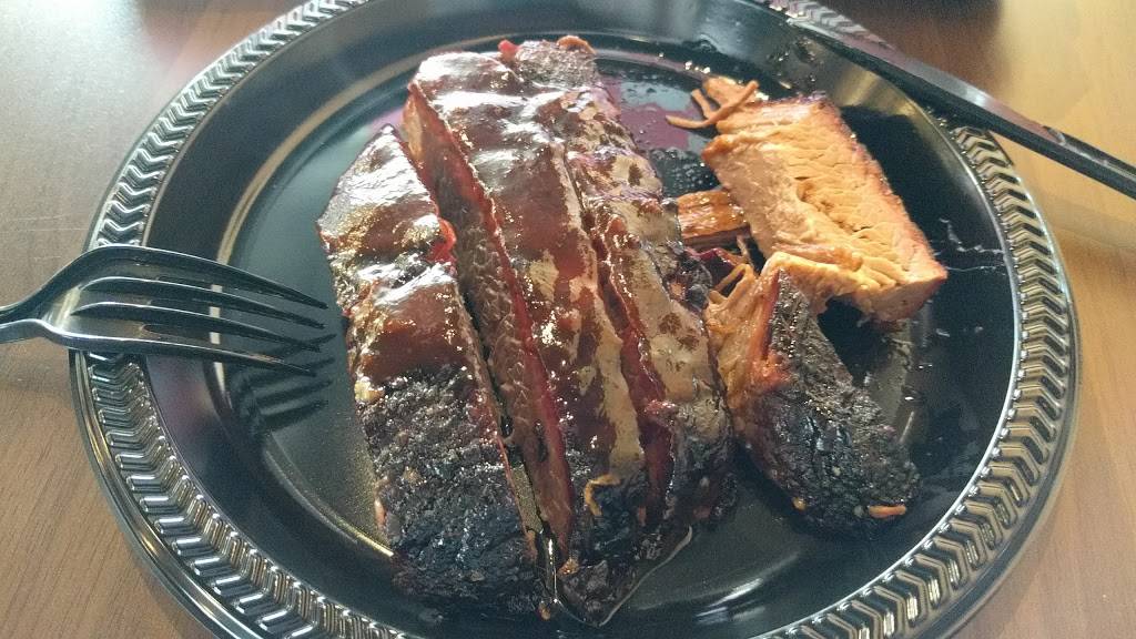 Jersey Shore BBQ | restaurant | 77 Tices Ln, East Brunswick, NJ 08816, USA | 7322102521 OR +1 732-210-2521