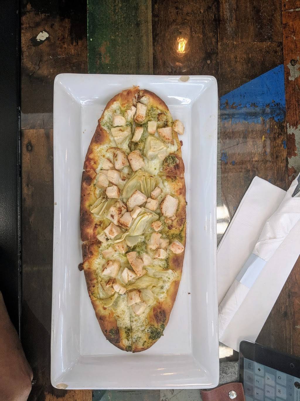 HMS Host American Craft Tavern | restaurant | Airport Terminal, 4600 International Gateway, Columbus, OH 43219, USA | 6142144379 OR +1 614-214-4379