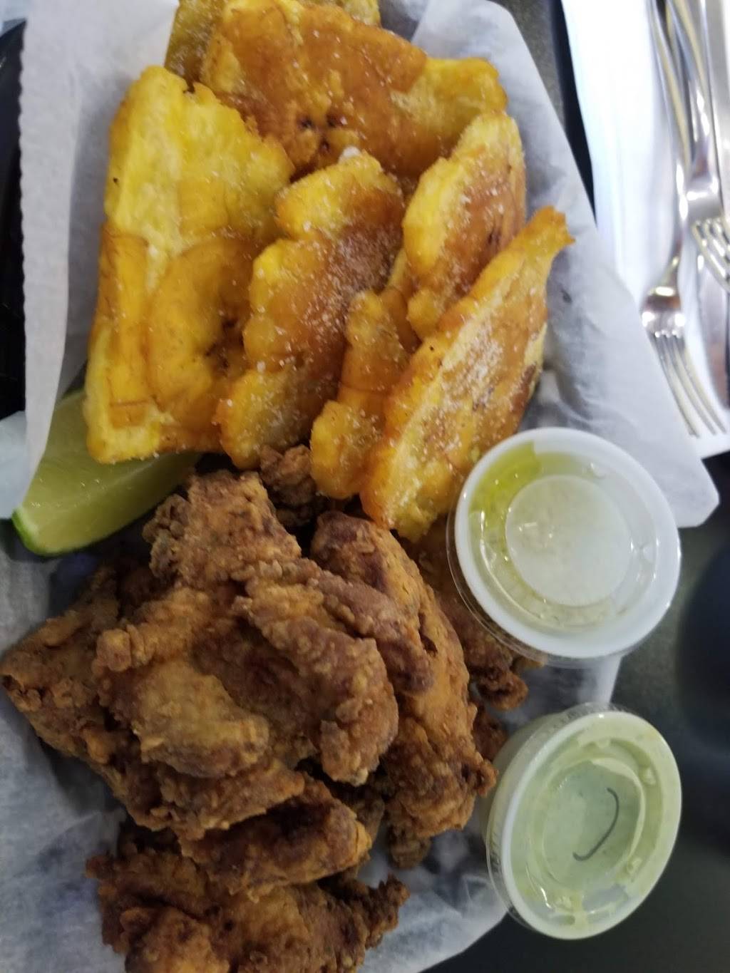 Caribbean Corner | restaurant | 970 Warren Ave, Downers Grove, IL 60515, USA | 6305418641 OR +1 630-541-8641