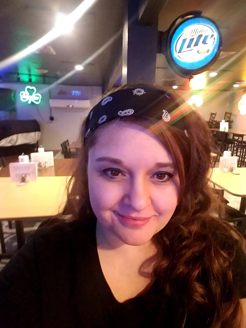 Willy Gs | restaurant | 147 US-25, Newport, TN 37821, USA | 4232483330 OR +1 423-248-3330