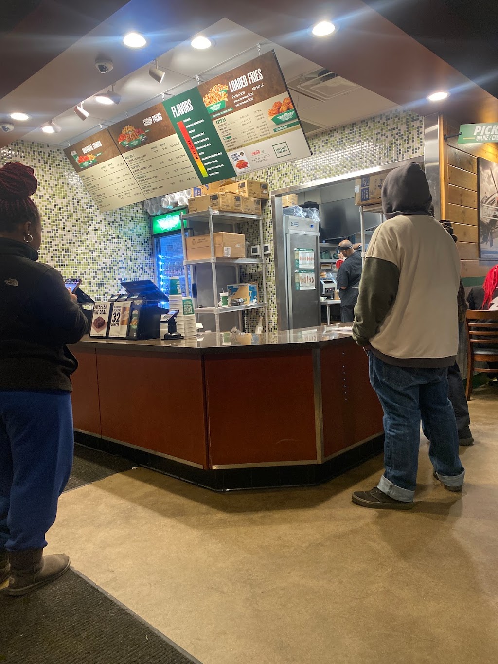 Wingstop | restaurant | 2048 Rosa L Parks Blvd, Nashville, TN 37228, USA | 6299109464 OR +1 629-910-9464