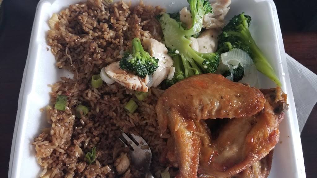 Lotus Gardens | restaurant | 12832 W Seven Mile Rd, Detroit, MI 48235, USA | 3133422440 OR +1 313-342-2440