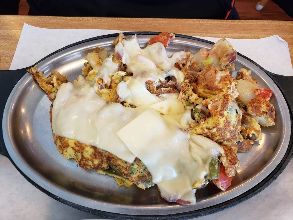 T W Howells | restaurant | 341 W White Horse Pike, Pomona, NJ 08240, USA | 6099656890 OR +1 609-965-6890