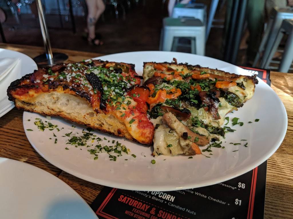 Breezy Town Pizza | restaurant | 4864 Beacon Ave S, Seattle, WA 98108, USA | 3128849527 OR +1 312-884-9527