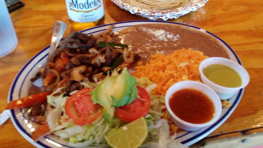 Mi Tapatia | restaurant | 4818 Williamson Rd, Roanoke, VA 24012, USA | 5405610880 OR +1 540-561-0880