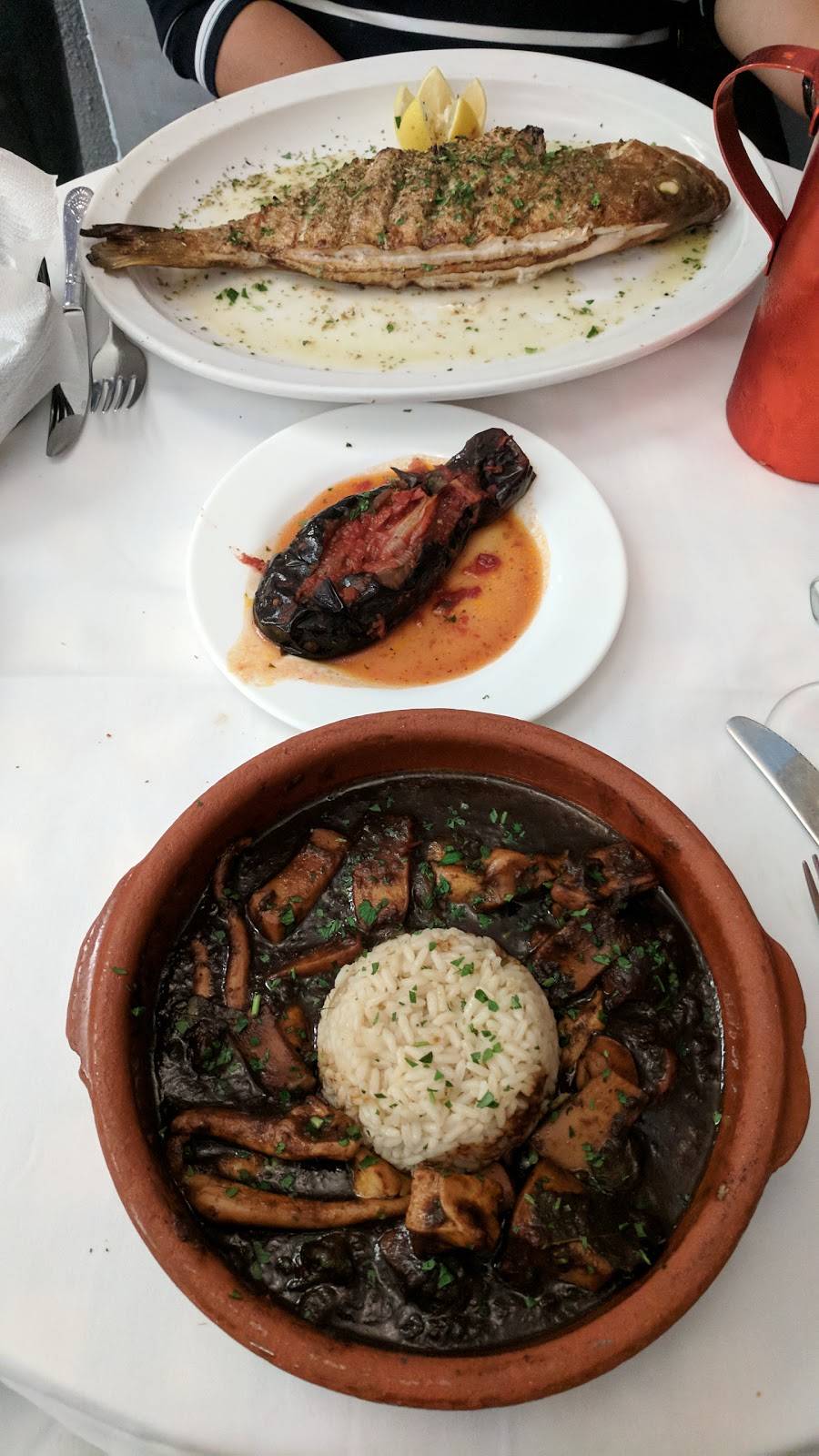 Greek Islands Restaurant | restaurant | 25317 Northern Blvd, Little Neck, NY 11362, USA | 7182795922 OR +1 718-279-5922