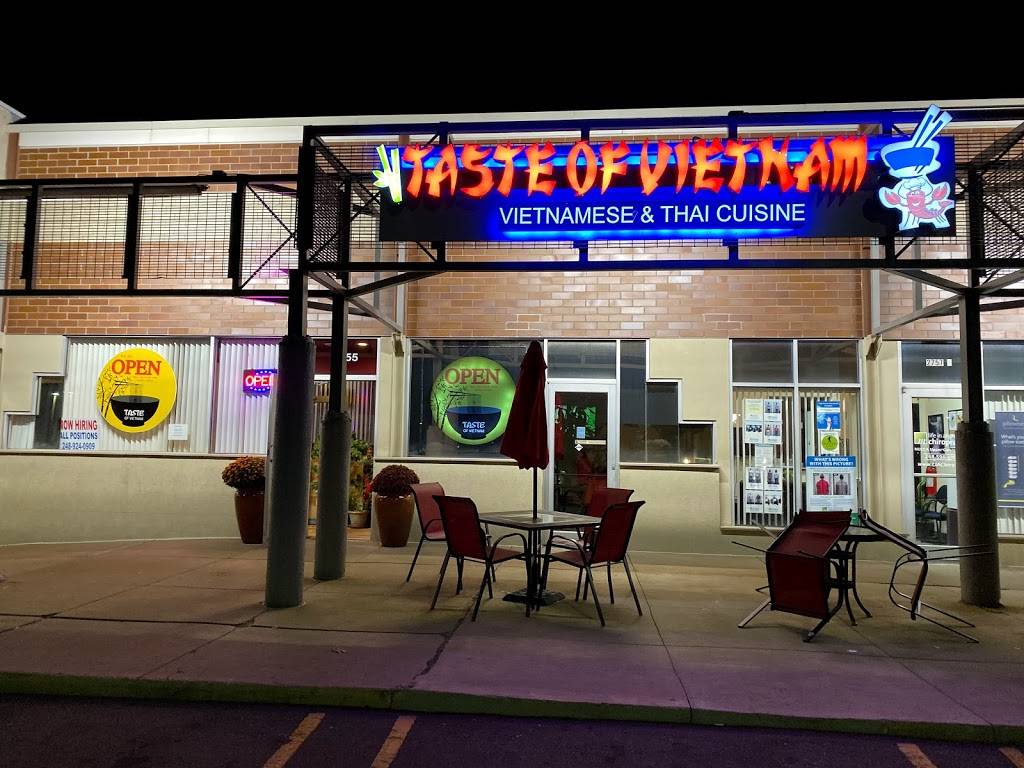 Taste of Vietnam | restaurant | 2755 University Dr, Auburn Hills, MI 48326, USA | 2484996236 OR +1 248-499-6236