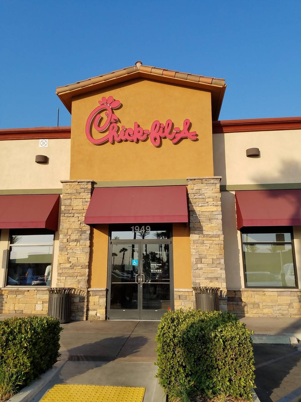 Chick-fil-A | restaurant | 1949 N Campus Ave, Upland, CA 91784, USA | 9099317123 OR +1 909-931-7123