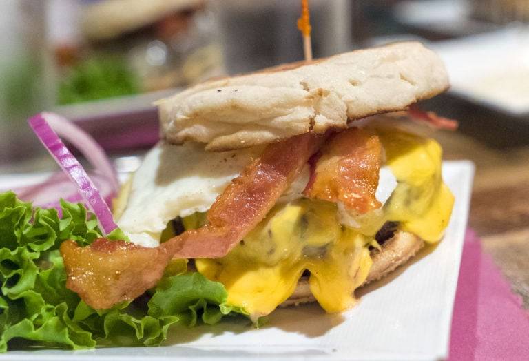 The Villager | restaurant | 2312, 262 Deer Park Ave, Babylon, NY 11702, USA | 6314828585 OR +1 631-482-8585