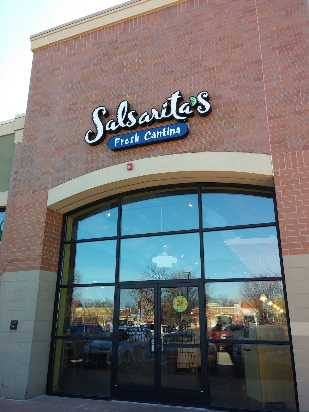 Salsaritas Fresh Mexican Grill | restaurant | 9725 Village Pl Blvd, Brighton, MI 48116, USA | 8102272572 OR +1 810-227-2572