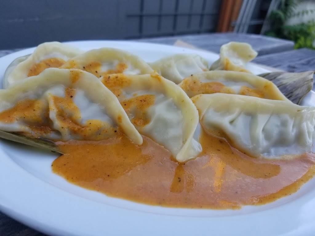 Sherpa Nirvana | restaurant | 5427 NE 42nd Ave, Portland, OR 97218, USA | 9714091899 OR +1 971-409-1899