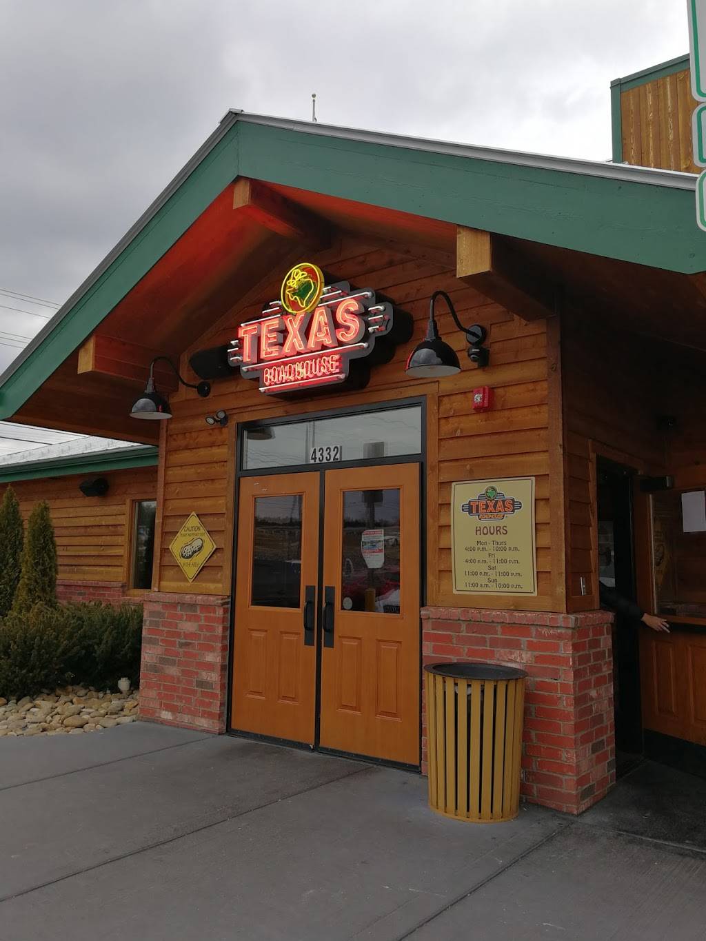 Texas Roadhouse | restaurant | 4332 Erica Greene Circle, Morristown, TN 37813, USA | 4235817896 OR +1 423-581-7896