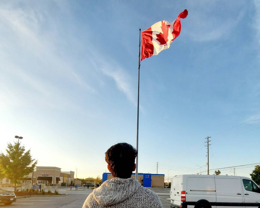 The Spot Bar and Lounge | restaurant | 9980 Airport Rd, Brampton, ON L6S 0C5, Canada | 9057993010 OR +1 905-799-3010